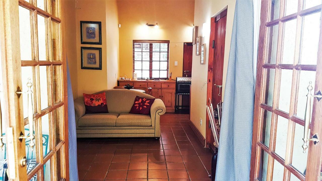 Raka Cottage Mbombela Екстер'єр фото